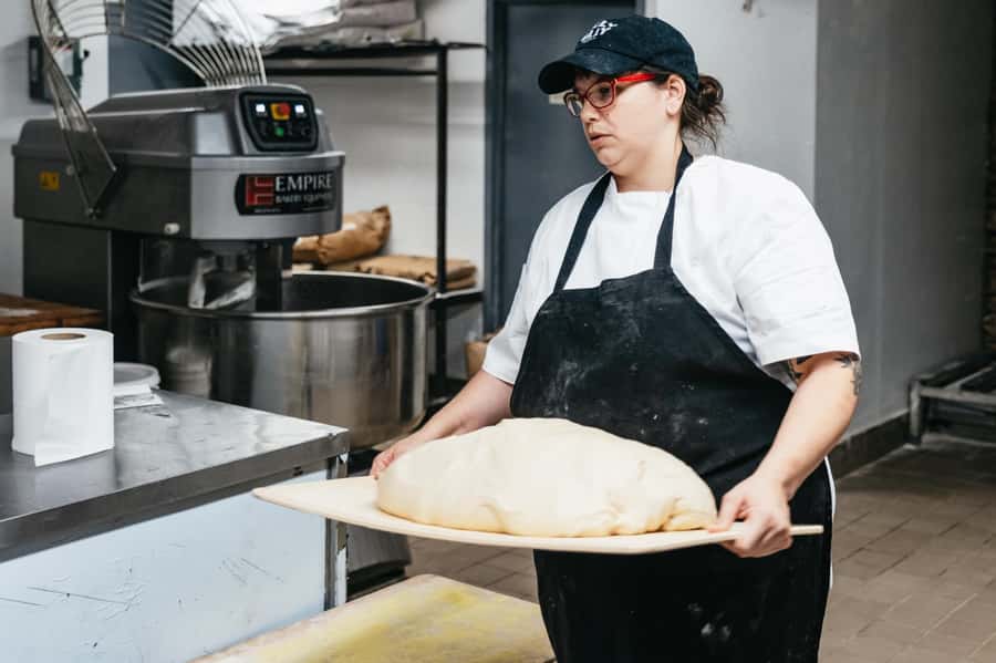 NYC: Bagel-Making Workshop with an Award-Winning Baker - The warm-bagel payoff at the oven