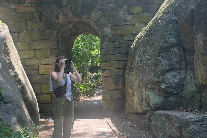 NYC Beginner Private Birdwatching Tour - Pausing at Bow Bridge