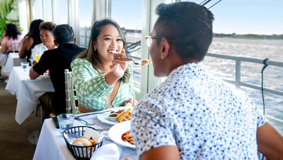 NYC: Bottomless Brunch Cruise - Should you book the NYC Bottomless Brunch Cruise?