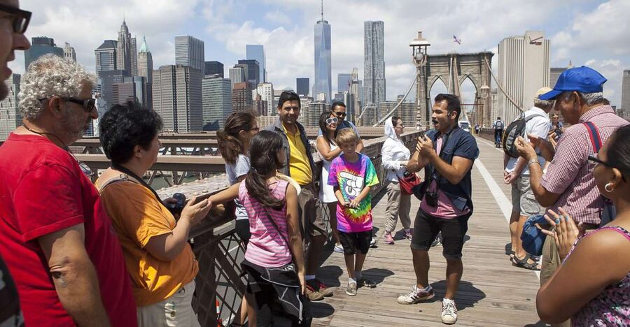 NYC: Brooklyn Bridge and Dumbo District Walking Tour - Key points to know before booking