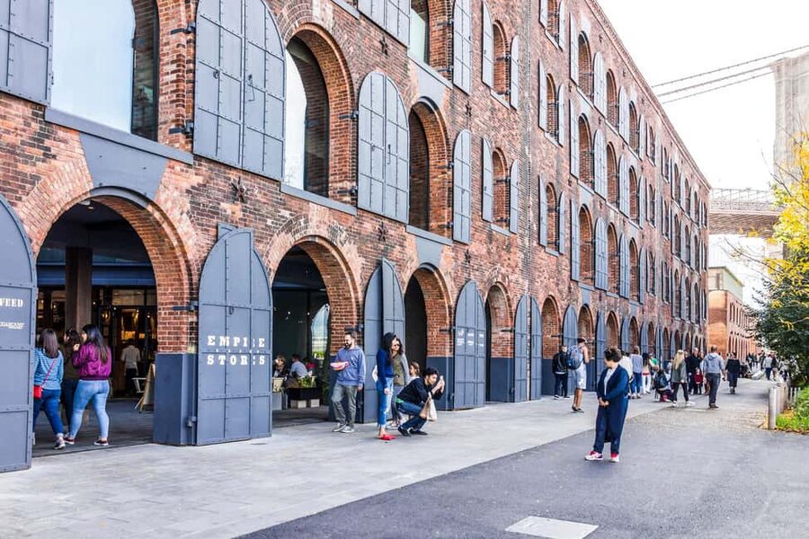 NYC: Brooklyn Bridge, DUMBO, and Skyline Small Group Tour - Key points at a glance
