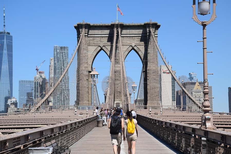 NYC: Brooklyn Bridge, Statue of Liberty, & Manhattan Tour - Starting at York Street and seeing Dumbo first