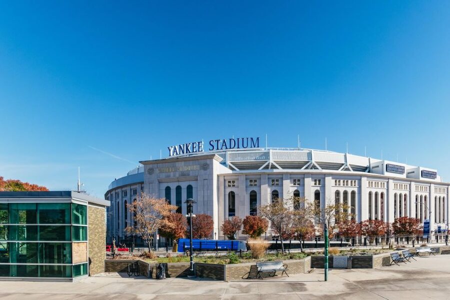 NYC: Brooklyn, Bronx, Queens Sightseeing Bus Tour - Chinatown and Little Italy to finish