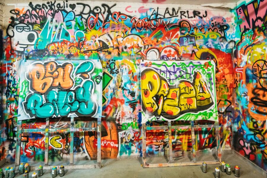 NYC: Brooklyn Graffiti Workshop with Local Artist - Is this suitable for children, teenagers, and adults?