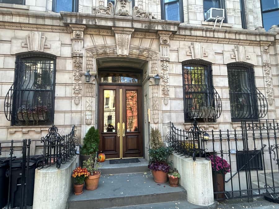 NYC, Brooklyn: Notorious Biggie Smalls Themed Walking Tour - Key points to know before you book
