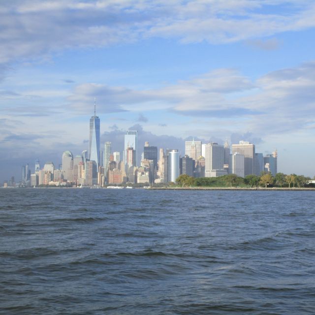 NYC: Brooklyn Sightseeing Sailboat Cruise - Bringing food, drinks, and the right clothing