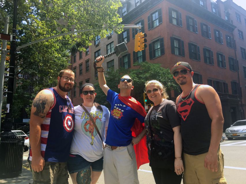 NYC: Bus Tour to Superhero Film Locations - Lower East Side and Chinatown bring a different New York