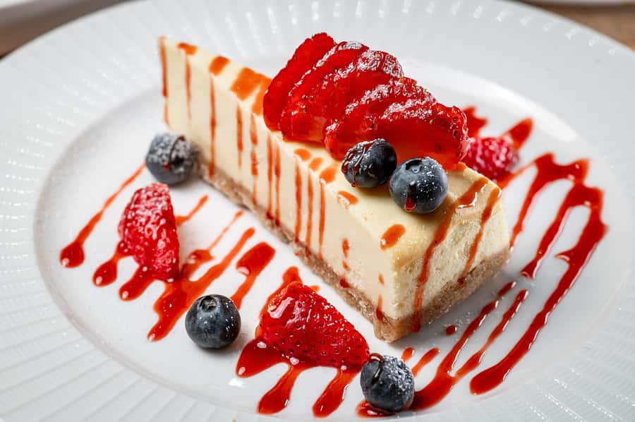 NYC: Central Park Cafe Scenic Lunch & Dinner Experience - Who should choose this Central Park meal?
