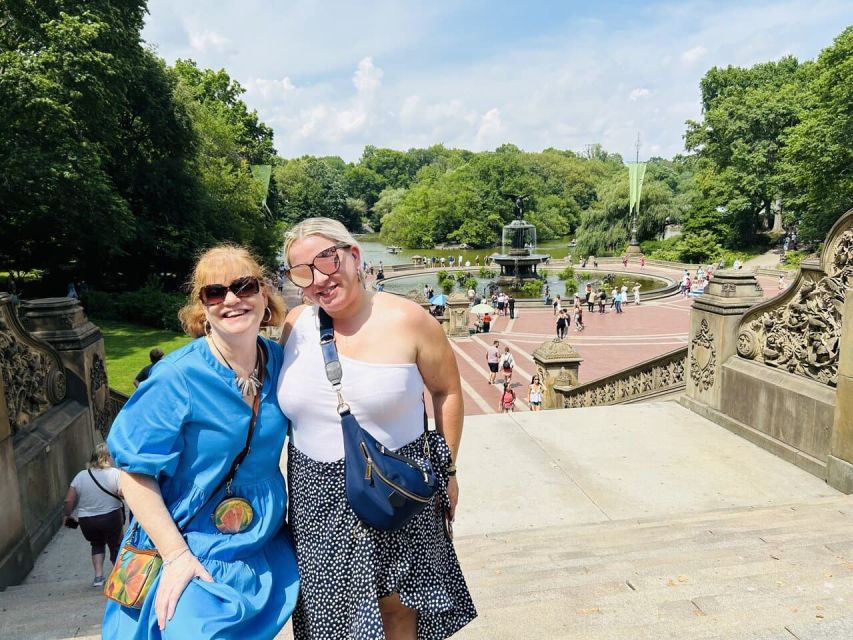 NYC: Central Park Celebrity Homes & Film Spots Pedicab Tour - Gapstow Bridge and the Plaza Hotel