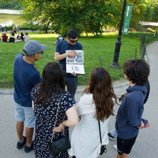NYC: Central Park Celebrity Homes & Film Spots Pedicab Tour - The Mall, Cherry Hill, and Bow Bridge
