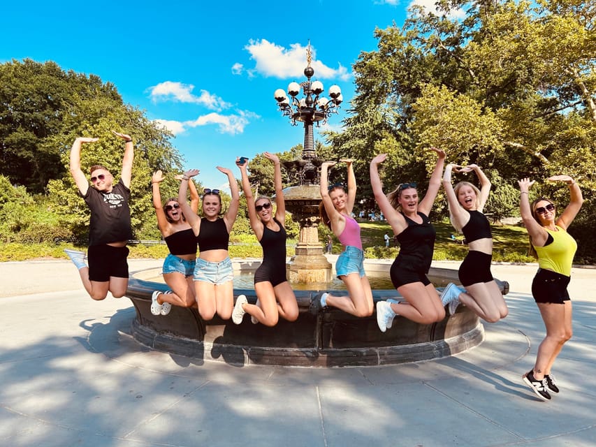 NYC: Central Park Guided Pedicab Tour - The Lake, Cherry Hill, and Bow Bridge
