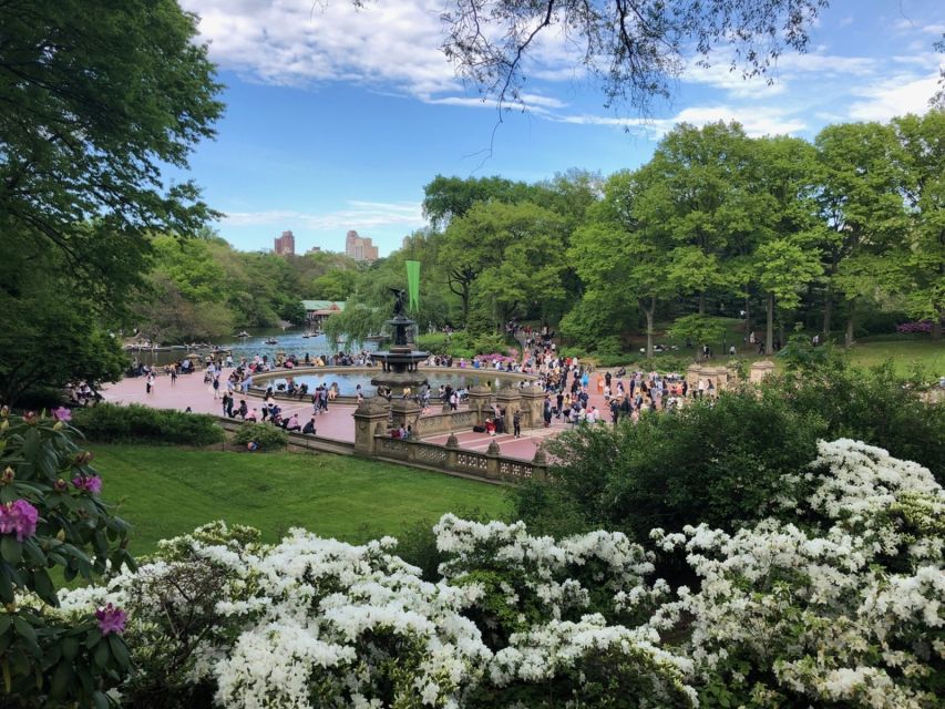 NYC: Central Park Horse-Drawn Carriage Ride (up to 4 Adults) - What the guides add to the ride