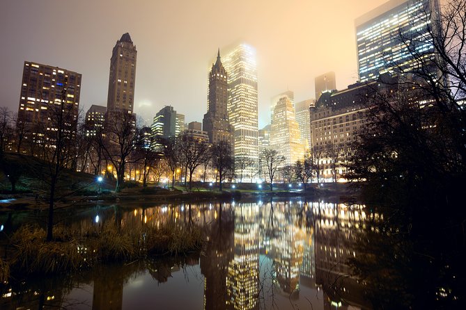 NYC Central Park Night Time Photography Tour - The Plaza and the first steps into the park
