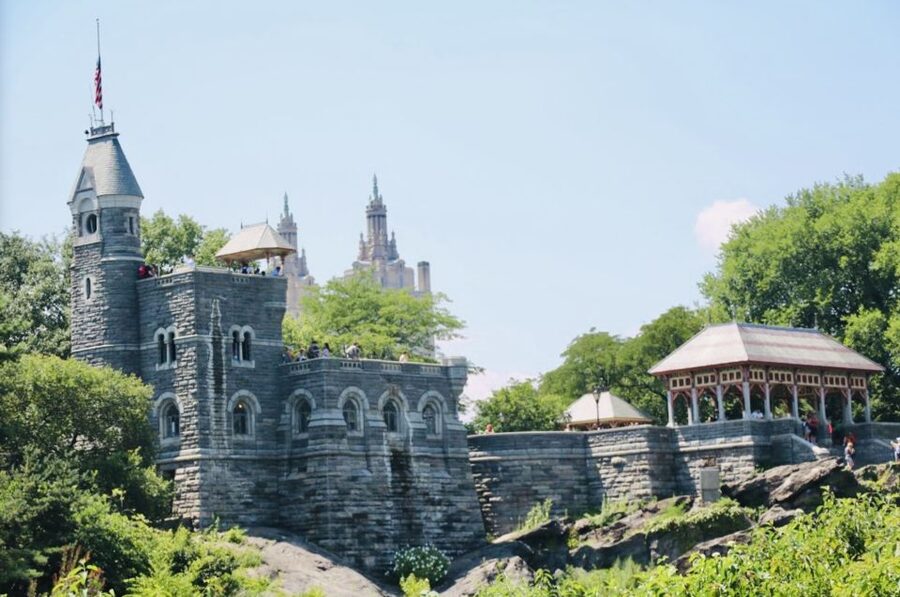 NYC: Central Park Pedicab Highlights Tour - Meeting near Broadway and the park’s southern edge