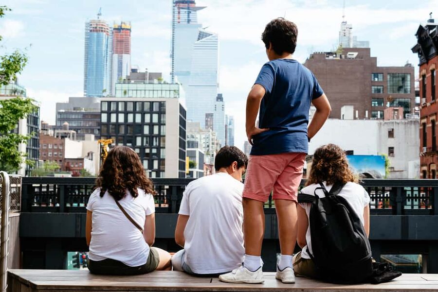 NYC: Chelsea & High Line Tour with Optional Edge Entry - Why this west-side walk works