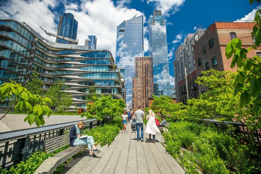 NYC: Chelsea & High Line Tour with Optional Edge Entry - Who gets the best value from this tour