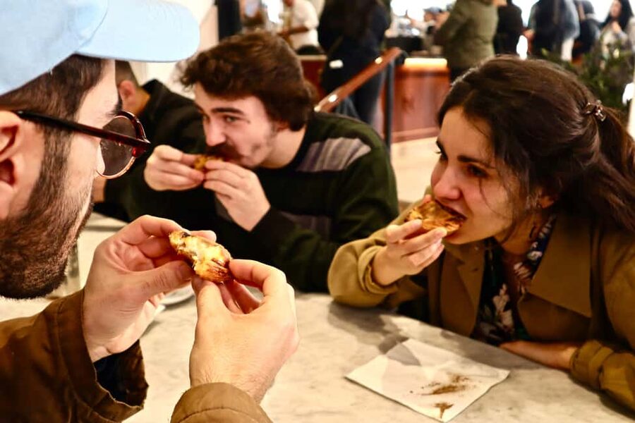 NYC: Chinatown & Little Italy Food Tour with 8 Tastings - Mochi donut holes at a Chinese bakery