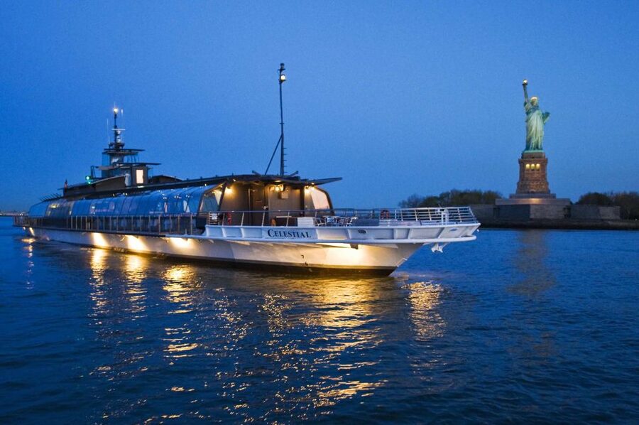 NYC: Christmas Eve Gourmet Brunch or Dinner Harbor Cruise - Brunch or dinner: choose the mood you want