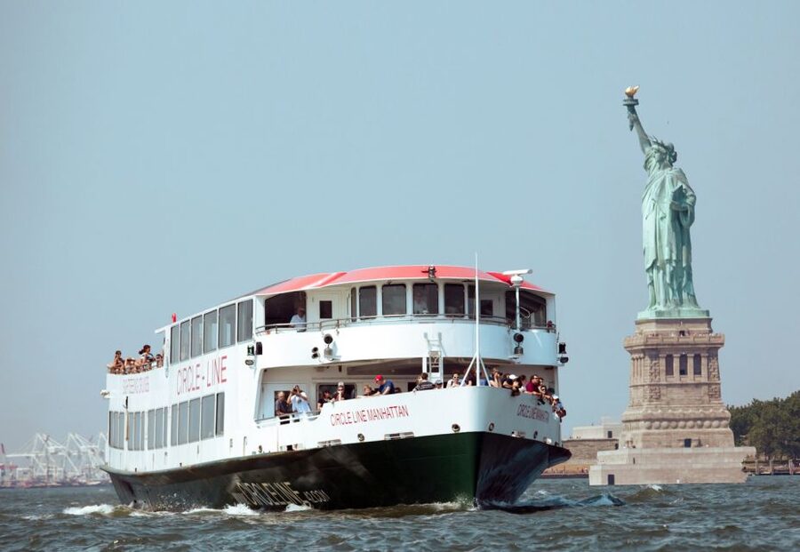 NYC: Circle Line 1.5-Hr Landmarks Skip-The-Box-Office Cruise - Key points to know before sailing