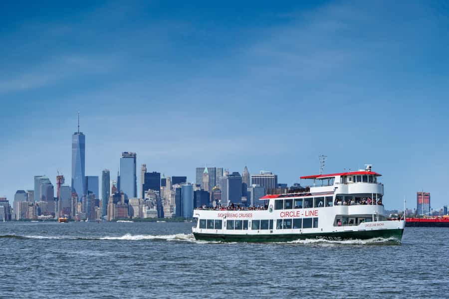 NYC: Circle Line 1-Hr Statue of Liberty Skip-The-Line Cruise - Ellis Island and the Immigration Story
