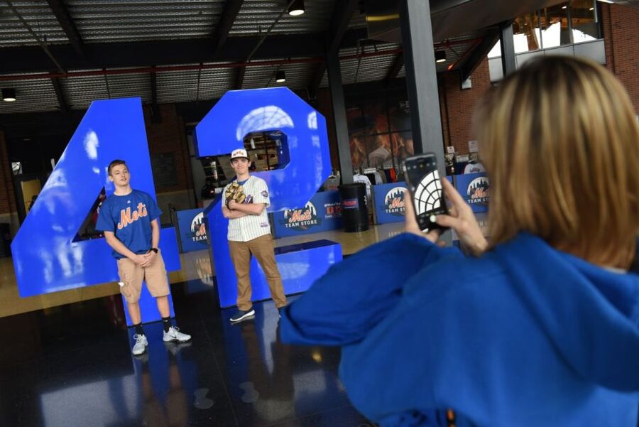 NYC: Citi Field Insider Guided Ballpark Tour - Press Conference Room and Press Box access