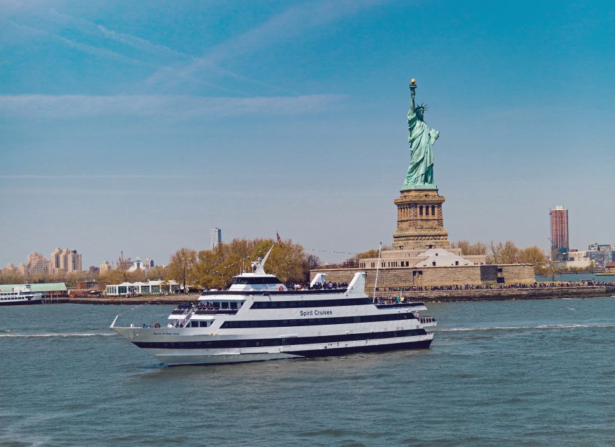 NYC: City Cruises Brunch, Lunch, or Dinner Buffet Cruise - A floating meal with a front-row view of Manhattan