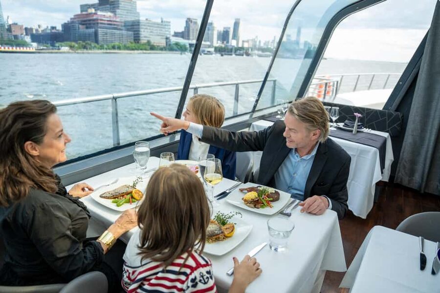 NYC: City Cruises Luxury Brunch, Lunch or Dinner Cruise - The route from Midtown to Lower Manhattan