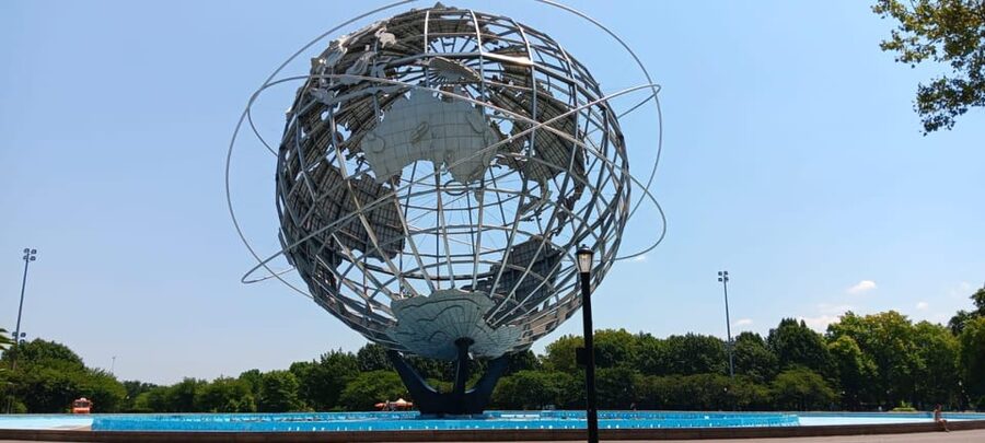 NYC: Contrasts of Bronx, Queens, Brooklyn, & Manhattan Tour - Key points to know before booking