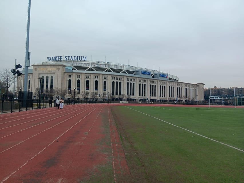 NYC: Contrasts of Bronx, Queens, Brooklyn, & Manhattan Tour - Why this tour works for seeing beyond Manhattan