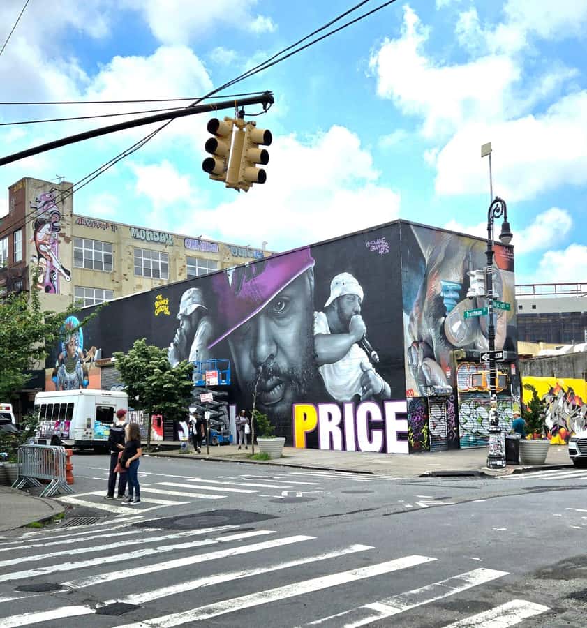 NYC Contrasts Tour: Harlem, Bronx, Bushwick, Queens, and Brooklyn - Queens: bridge views, Malba, and the Unisphere