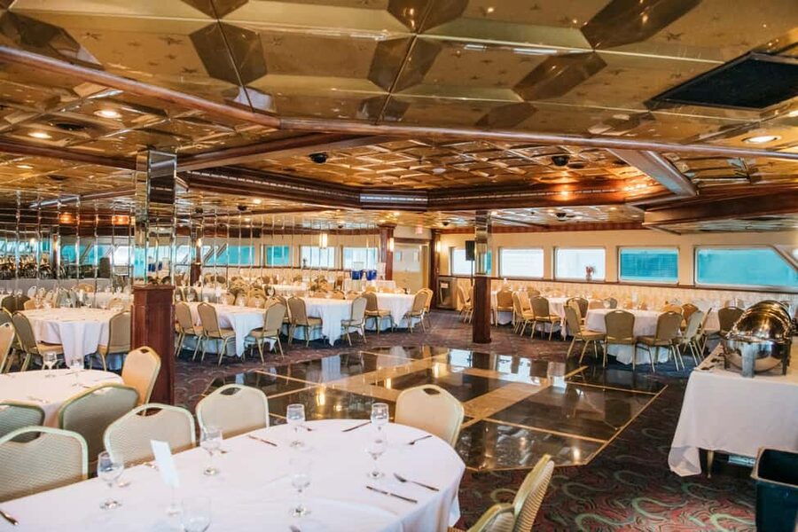 NYC: Cornucopia Majesty New Year's Eve Party Cruise - Who will enjoy this cruise most?