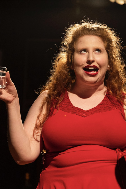 NYC: Drunk Shakespeare Ticket - Live Theatre and Cocktails - How the 90-minute performance unfolds