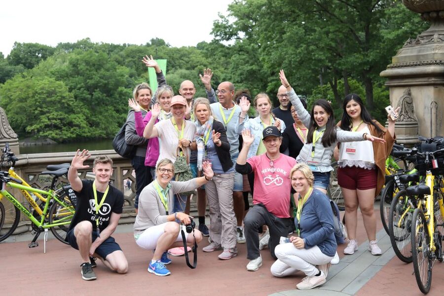 NYC: English or German Central Park Bike Tour & eBike Option - Why a Bike Is a Smart Way to See Central Park