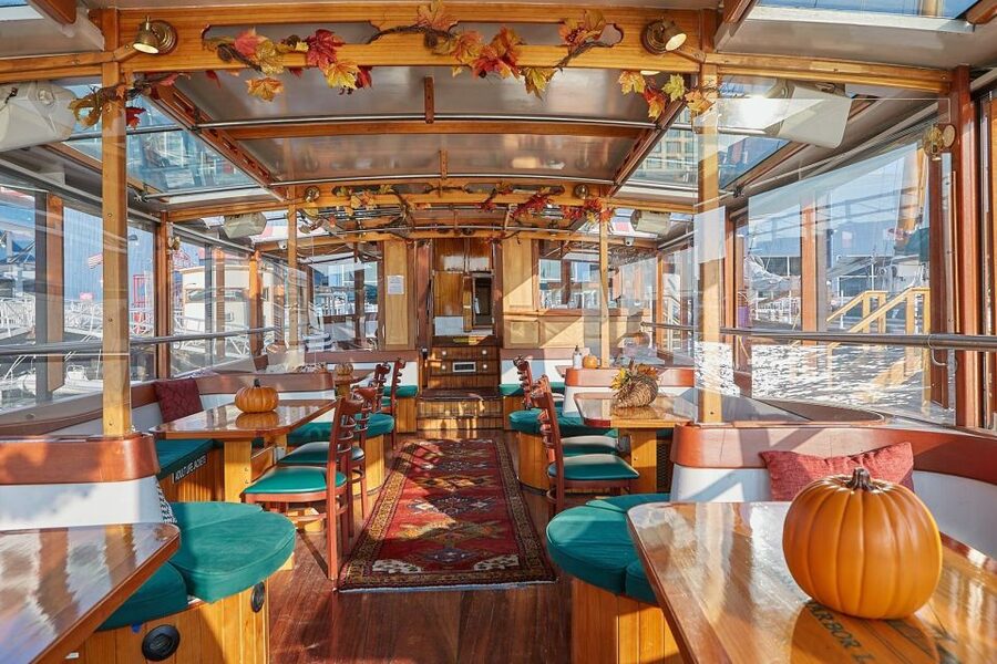 NYC: Evening Jazz Cruise on the Yacht Manhattan - Quick takeaways from the yacht Manhattan