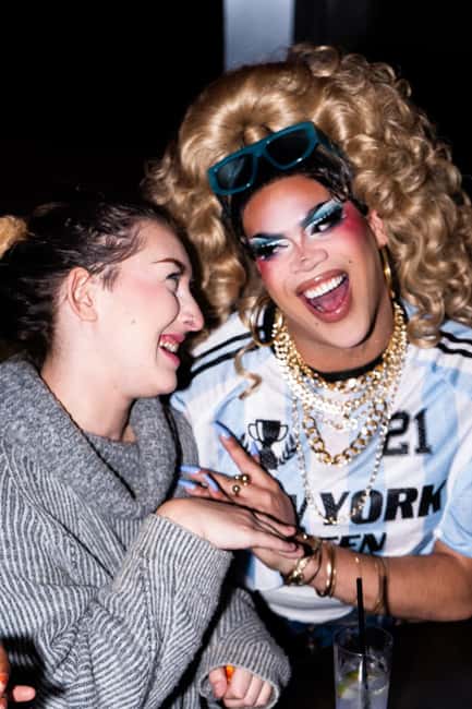 NYC: Fabulous Drag Night Out with a Drag Queen - Practical advice before you book