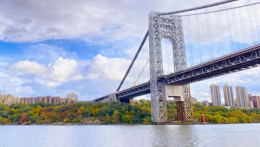 NYC: Fall Foliage Cruise with Live Guide - Pier 40 Boarding: Arrive Before 1:30 PM