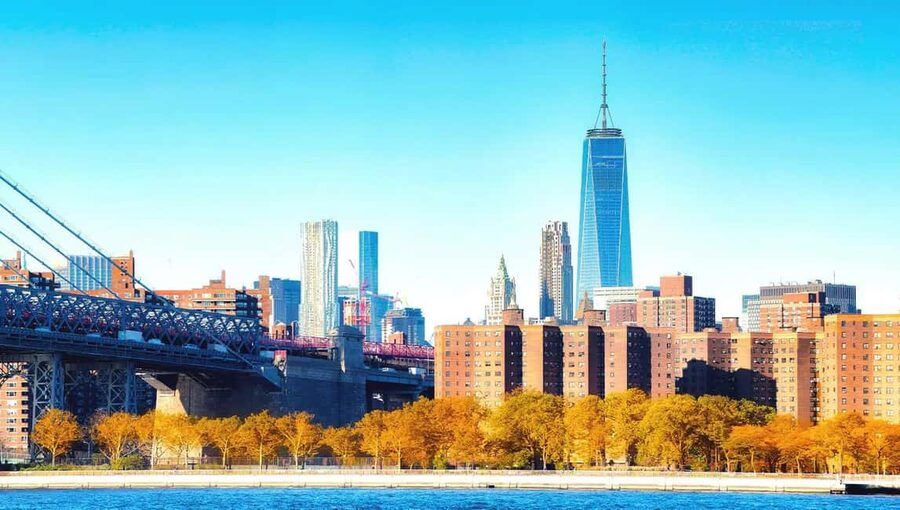 NYC: Fall Foliage Cruise with Live Guide - Choosing Standard or Premium Admission