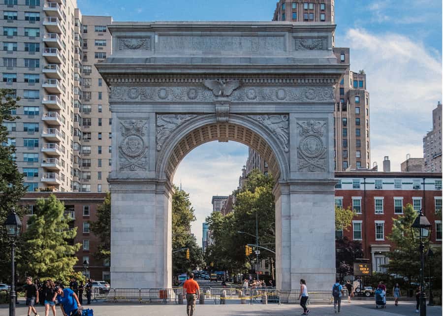 NYC | French guided tour Greenwich Village through Chinatown - Crossing into SoHo’s cast-iron district