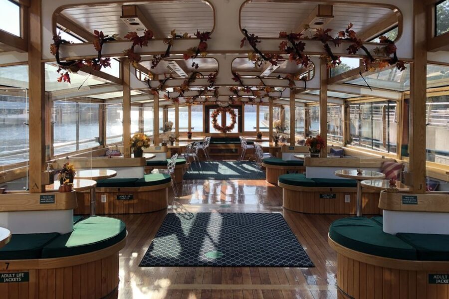 NYC: Grand Palisades Fall Foliage Yacht Tour - The Palisades in late fall