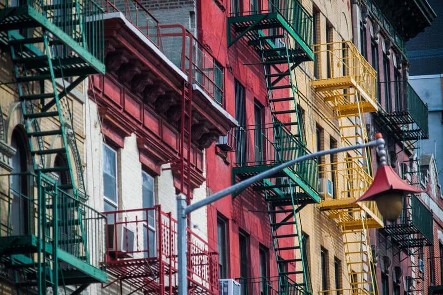 NYC: Greenwich, SoHo, Little Italy and Chinatown Tour - Greenwich Village: small streets, big stories