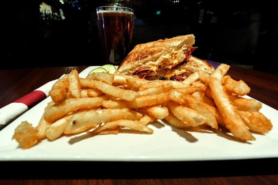 NYC: Greenwich Village Food Tour with 6 Authentic Tastings - The New York bagel sets the pace