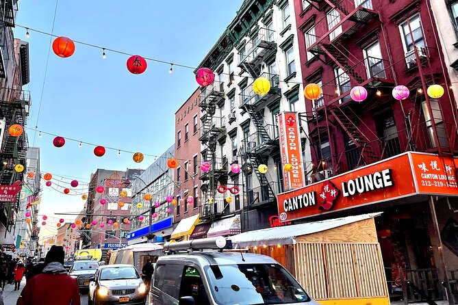NYC: Greenwich Village Food Tour with 6 Locals Favorites Dishes - What the walking pace feels like