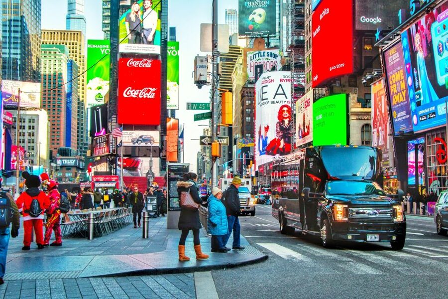 NYC: Guided Bus and Walking Tour with Staten Island Ferry - Central Park and Columbus Circle in 20 minutes