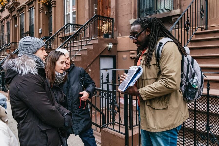 NYC: Harlem Renaissance Guided Walking Tour with Lunch - Strivers’ Row and the built environment