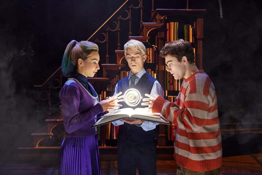 NYC: Harry Potter and the Cursed Child on Broadway - What the 3.5-hour theater visit feels like