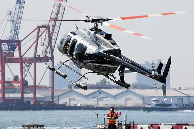 NYC Helicopter VIP Sightseeing Tour - A wide-angle view of New York