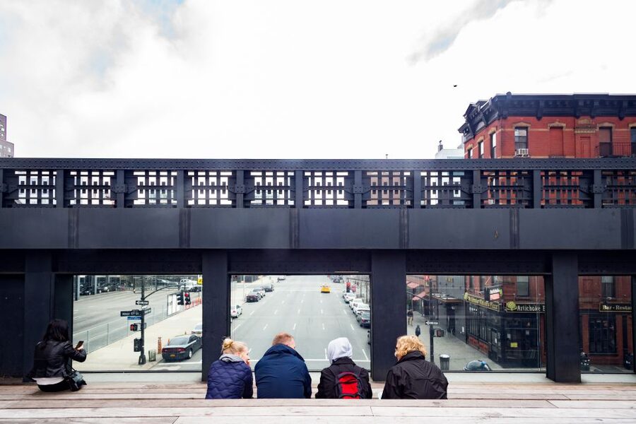 NYC: High Line, Chelsea, & Meatpacking District Walking Tour - Reading the architecture around Chelsea