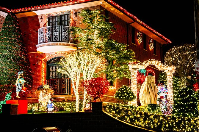 NYC Holiday Lights and Dyker Heights Luxury Bus Tour - Rockefeller Center at the end