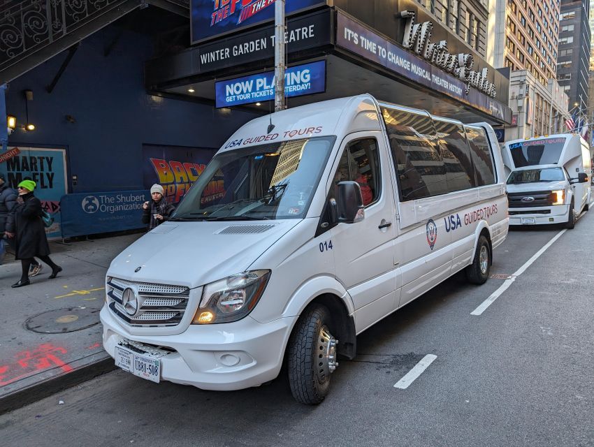 NYC: Holiday Lights Guided Bus Tour - Is $89 a fair price for four hours?