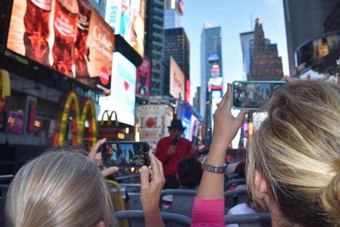 NYC Hop-on Hop-off Downtown Tour plus One Attraction - What the ride is like in real New York traffic